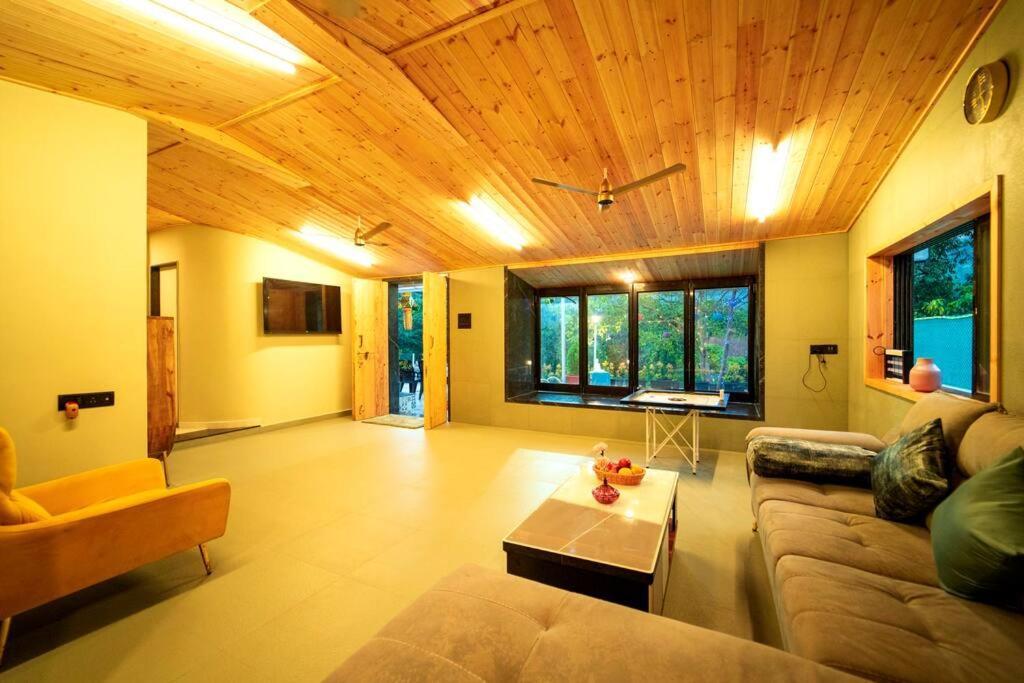 Spicy Mango Lakeside Abode - Luxurious Villa In Pawana Лонавала Экстерьер фото