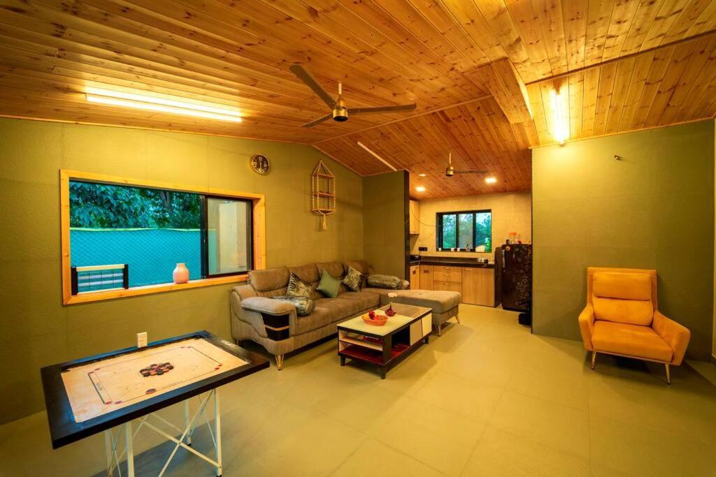 Spicy Mango Lakeside Abode - Luxurious Villa In Pawana Лонавала Экстерьер фото