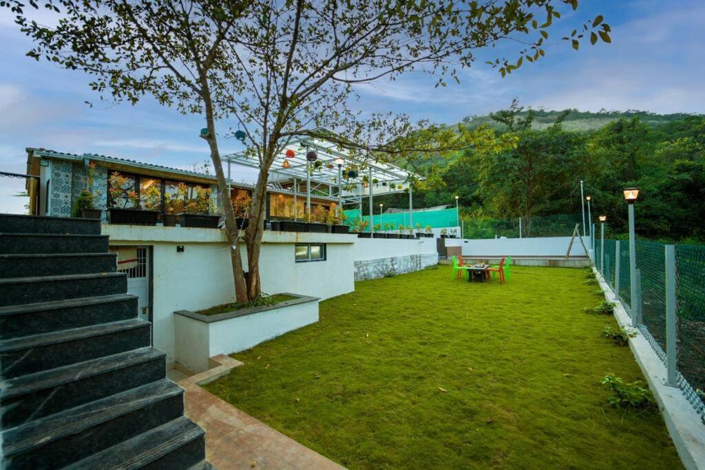 Spicy Mango Lakeside Abode - Luxurious Villa In Pawana Лонавала Экстерьер фото