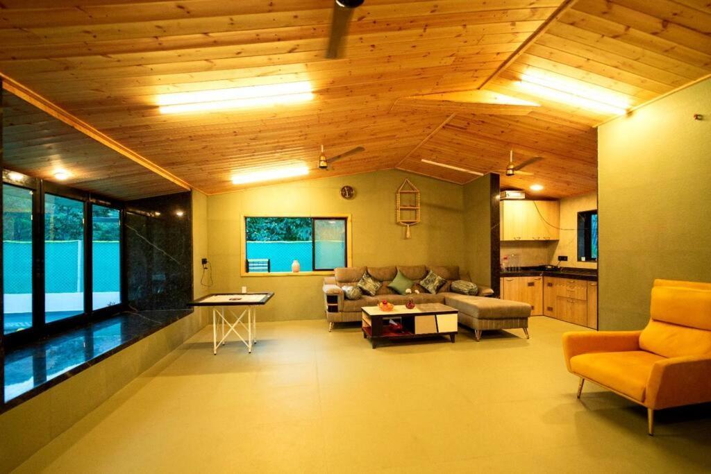 Spicy Mango Lakeside Abode - Luxurious Villa In Pawana Лонавала Экстерьер фото
