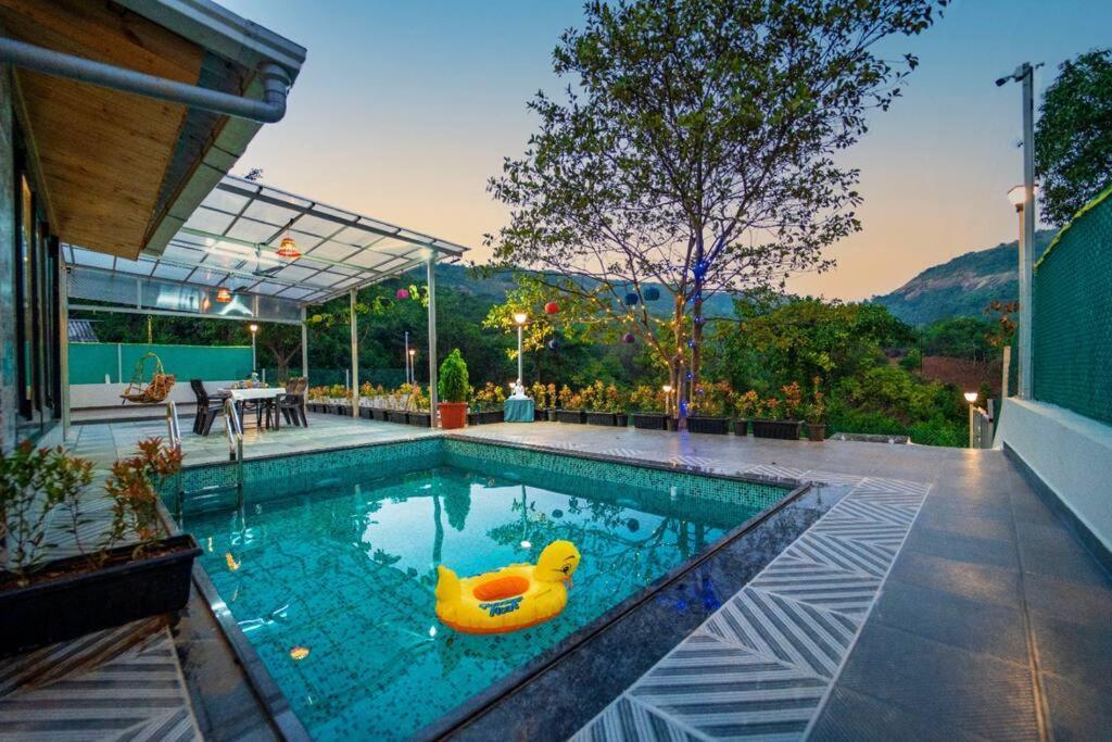 Spicy Mango Lakeside Abode - Luxurious Villa In Pawana Лонавала Экстерьер фото