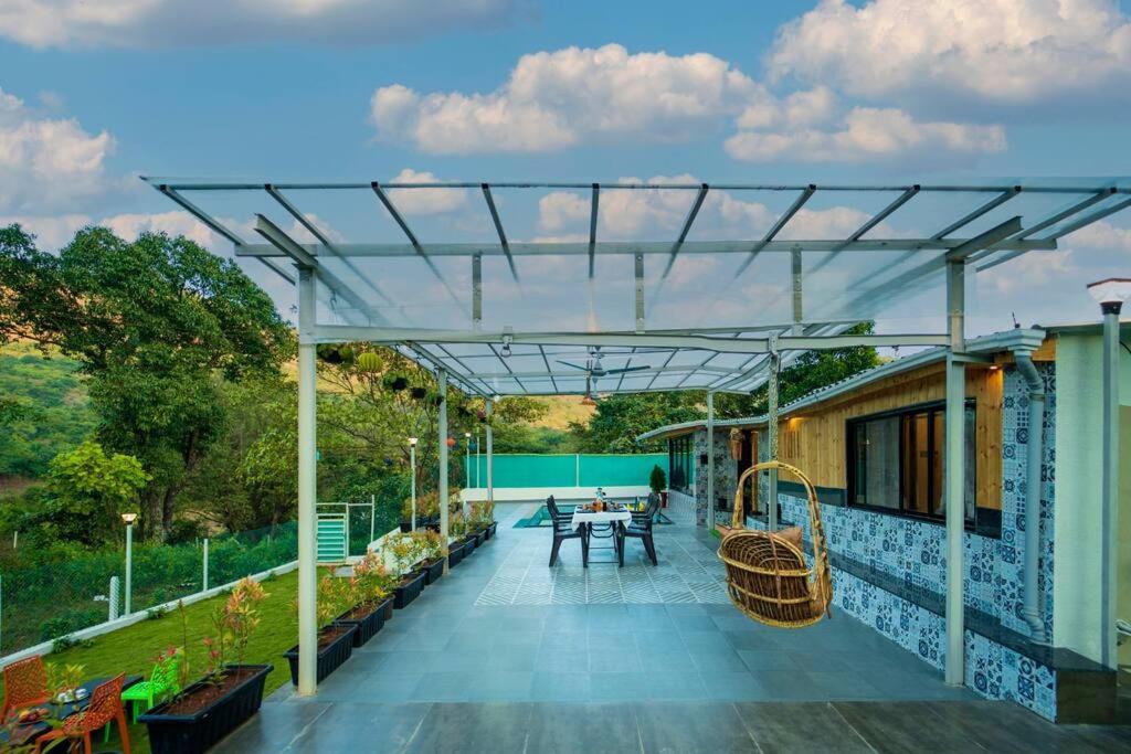 Spicy Mango Lakeside Abode - Luxurious Villa In Pawana Лонавала Экстерьер фото